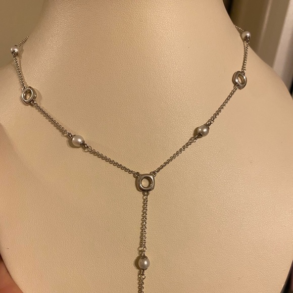 Tiffany & Co. Silver & Pearl Cushion Necklace - Picture 6 of 8